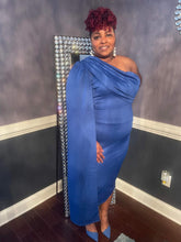 Load image into Gallery viewer, "Steppin Out" Midi Cape Dress
